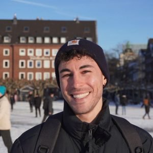 Storie di italiani che tornano a casa – Lorenzo Ferrari