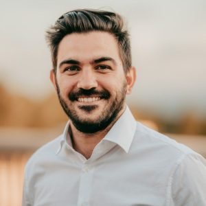 Storie di italiani che tornano a casa – Andrea Sponsale